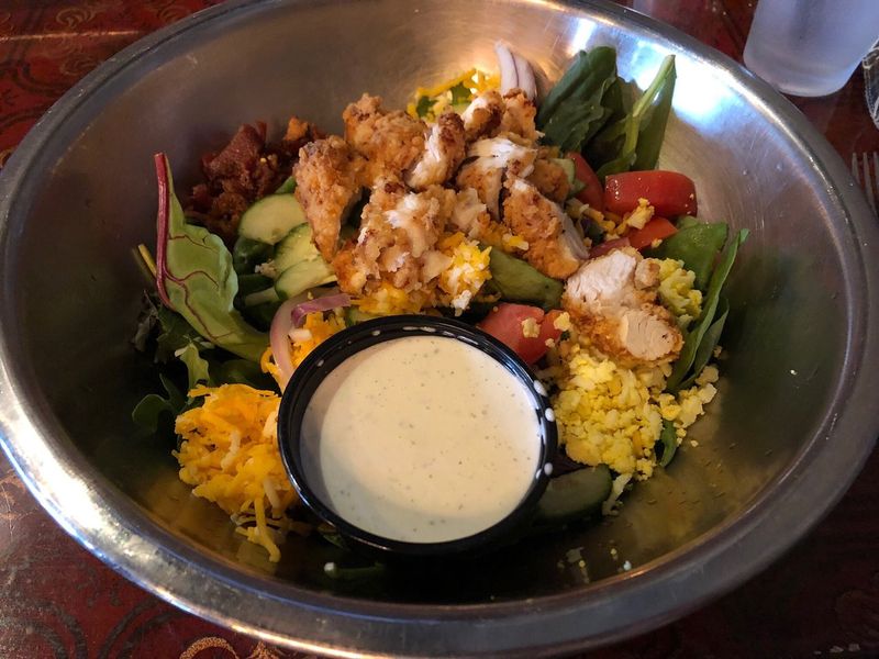 11 Ohio Restaurants Locals Swear Are Hidden Gems Worth Finding - Decor Hint Pat & Gracie's – Dublin / Columbus