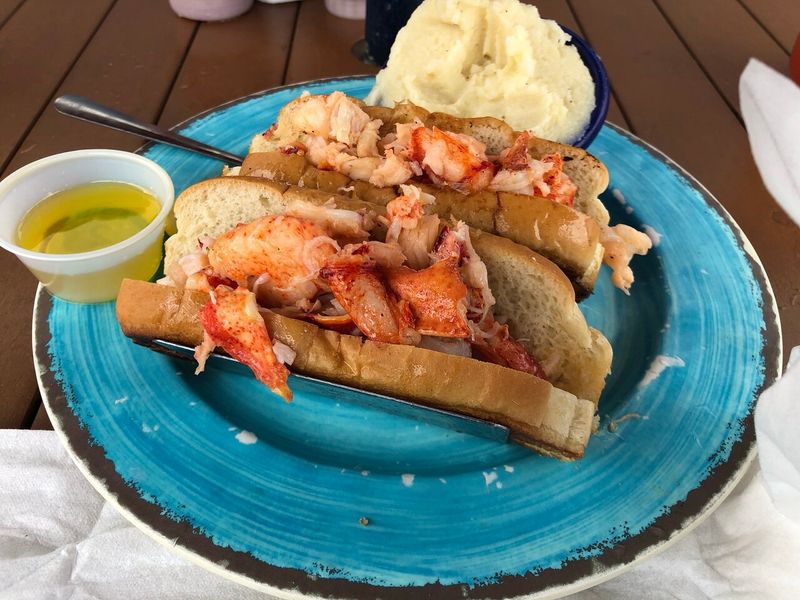 14 Florida Lobster Roll Shacks That Keep It Simple And Fresh - Decor Hint Boston's Fish House - New Smyrna Beach