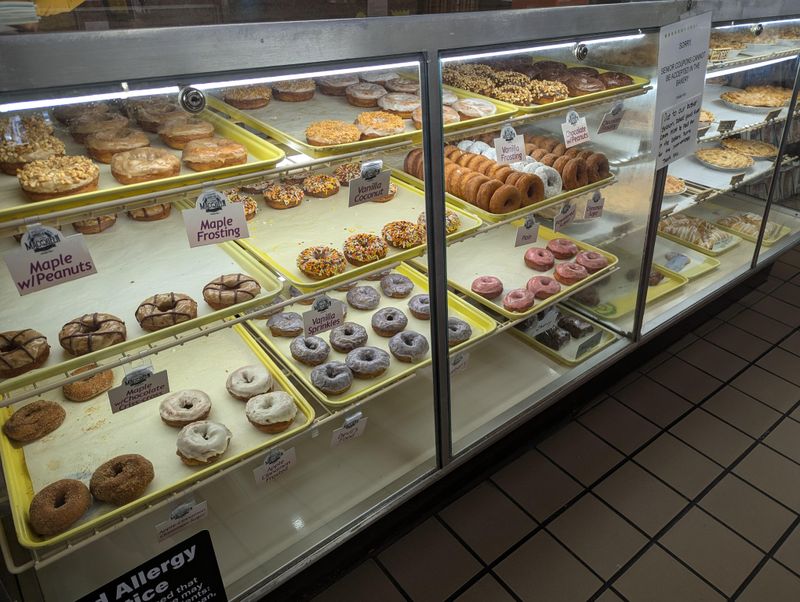 17 Ohio Cider-Donut Stands Locals Say Are Totally Worth The Turnoff - Decor Hint MacQueen's Orchards - Holland