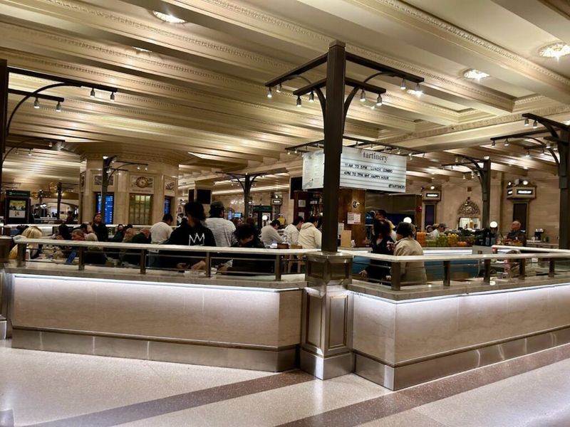 14 New York Tourist Traps Even Smart Travelers Fall For Again And Again - Decor Hint Grand Central Terminal Food Court Dining