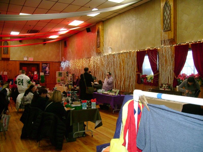 14 New York Craft Fairs Every Maker Should Visit At Least Once - Decor Hint Astoria Market (Bohemian Hall) - Queens