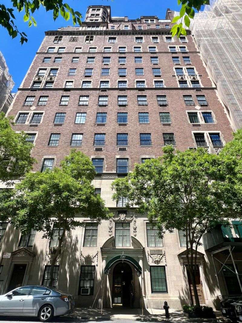 Upper West & Upper East Side Pre-War Co-ops