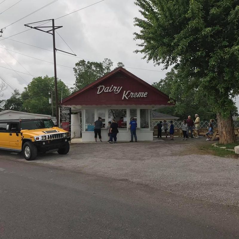 15 Small-Town Arkansas Restaurants Overflowing With Charm - Decor Hint Dairy Dip