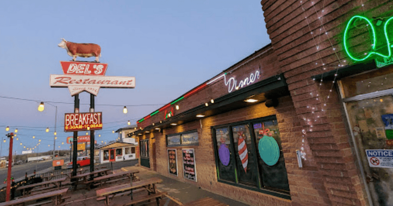 14 New Mexico Country Cafés Full Of Southwestern Charm - Decor Hint Del's Restaurant in Tucumcari