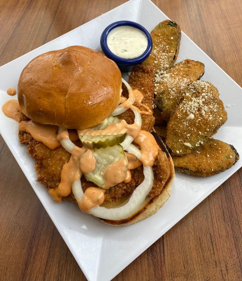 These Arizona Pork Tenderloin Sandwiches Are So Big, The Bun Doesn't Stand A Chance - Decor Hint Spicy Southwest Kick
