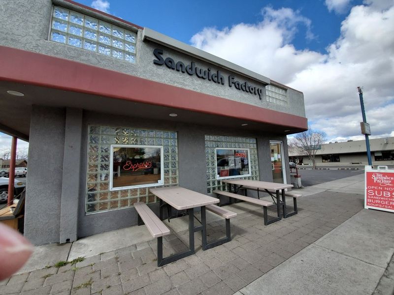 The Sandwich Factory, Oregon 