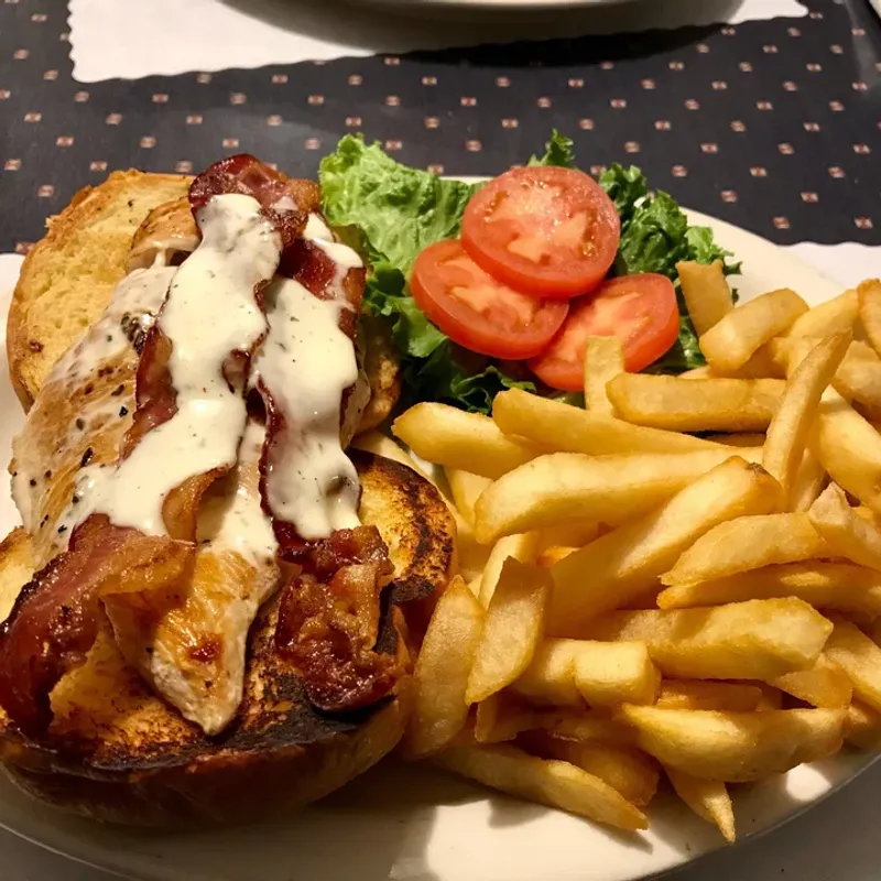 13 Maryland Family-Run Fried Chicken Restaurants That Warm The Soul - Decor Hint Thompson's Seafood Corner Market