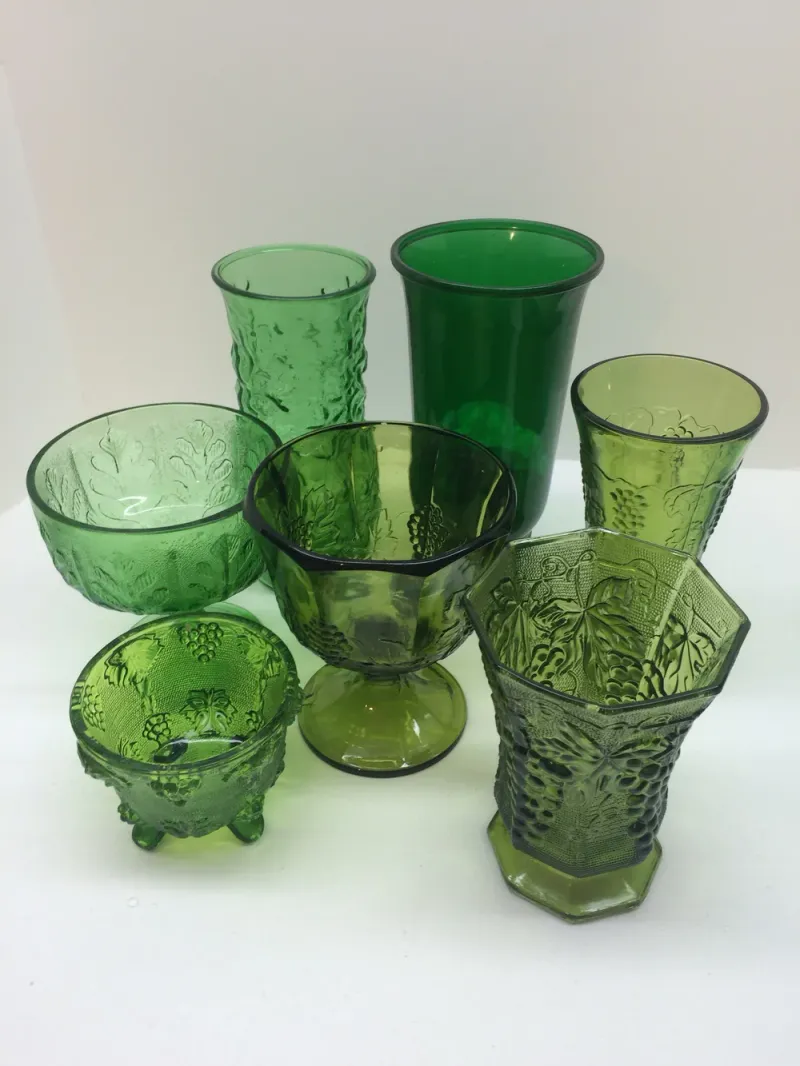 Top Vintage Treasures Every Indiana Collector Wants Right Now - Decor Hint Green Glassware