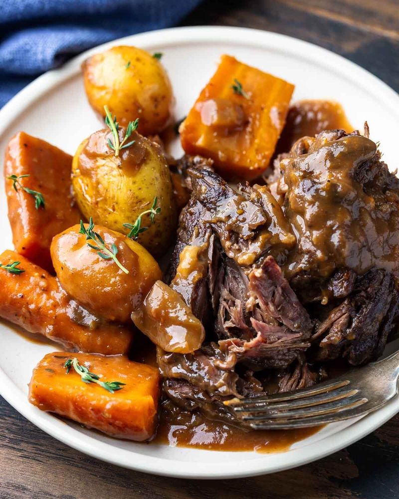18 New York Country Recipes That Bring Warmth To The Table - Decor Hint Yankee Pot Roast