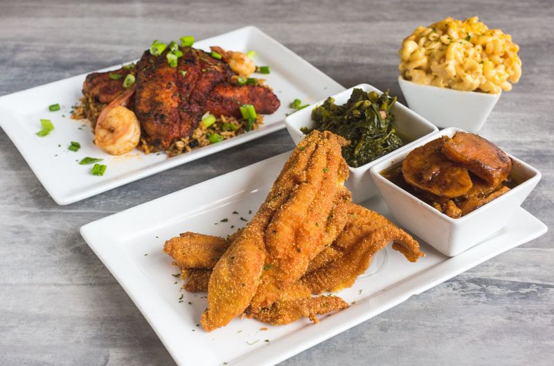 Illinois Soul Food Buffets You'll Travel Miles To Taste - Decor Hint Soulé Chicago, Chicago (West Town)