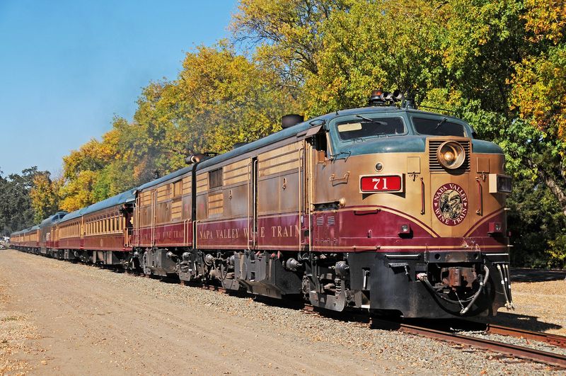 California's Most Beautiful Train Rides For An Unforgettable Adventure - Decor Hint Sierra Railroad Dinner Train