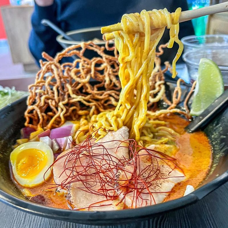 Susuru Ramen Bar, Los Angeles