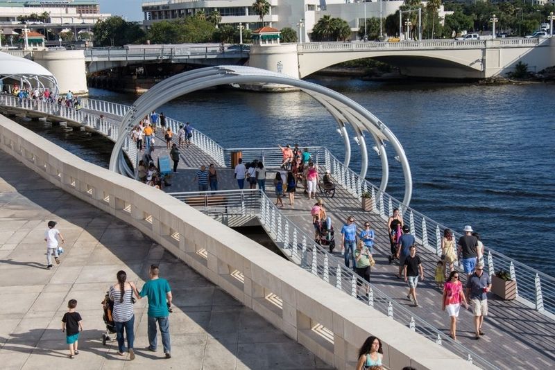 Outdoor Activities To Enjoy In Tampa With Friends Or Family - Decor Hint Exploring the Tampa Riverwalk