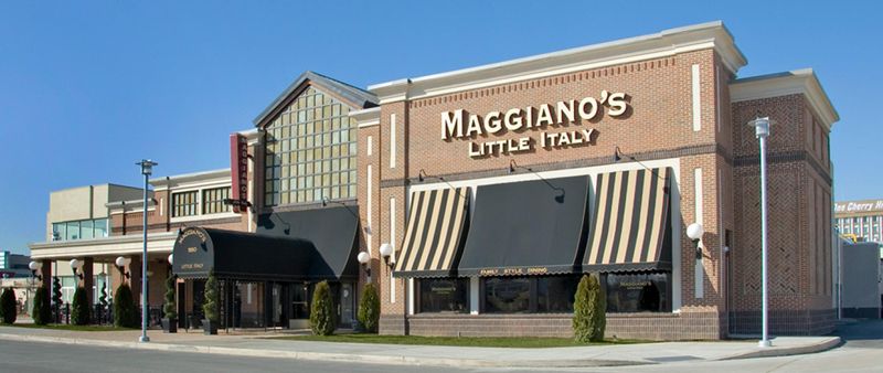 20 Must-Visit Italian Eateries In Texas For Big, Bold Flavors - Decor Hint Maggiano's Little Italy, Houston