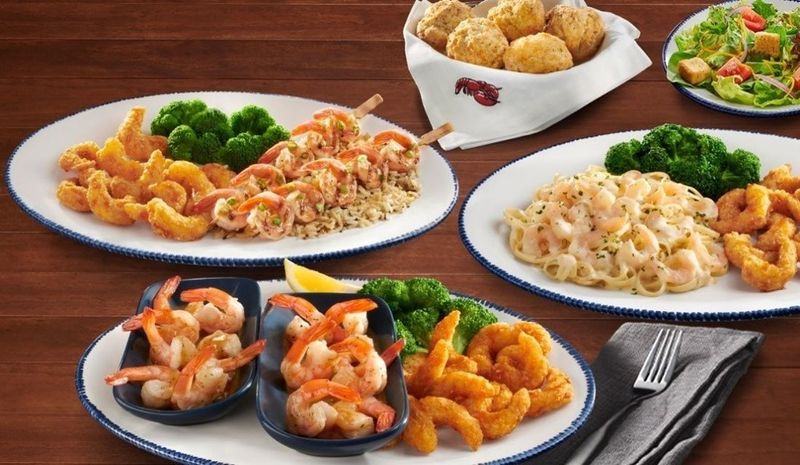 10 Can't-Miss All-You-Can-Eat Seafood Spots In Georgia For Unlimited Plates - Decor Hint Red Lobster Endless Shrimp - Statewide