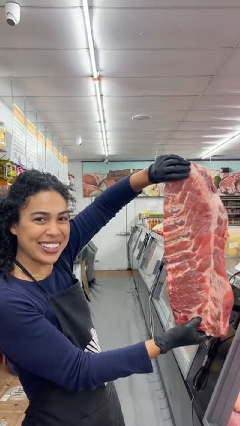 10 Florida Markets That Take Pride In Quality Cuts - Decor Hint Sunshine Meat Market