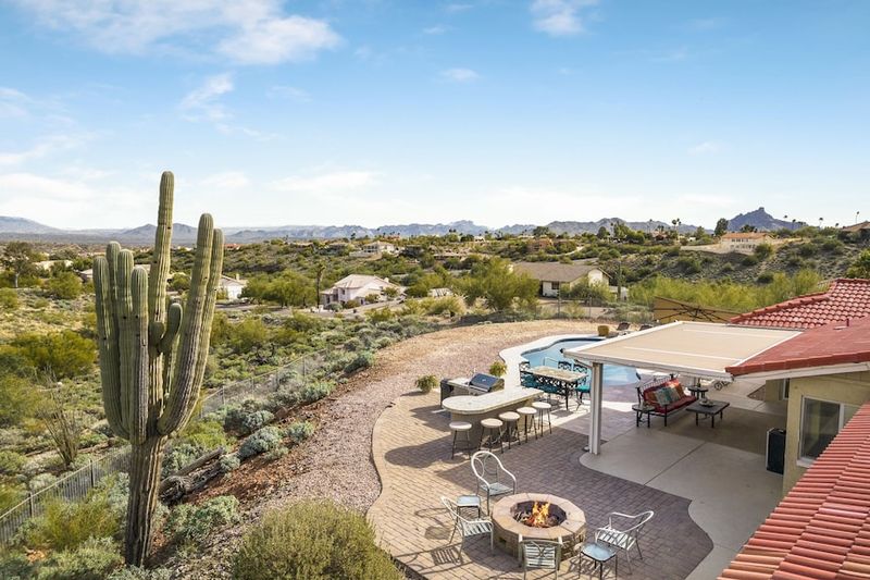 Fountain Hills: Waterside Desert Living At Its Finest
