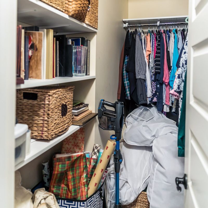 10 Things California Home Builders Quietly Regret Adding - Decor Hint Tiny Master Closets