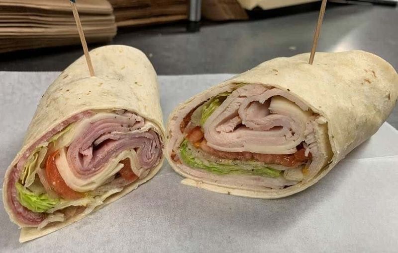 13 Delaware Italian Sub Shops Small In Size, Big On Flavor - Decor Hint Al Casapulla's Subs & Steaks - Millville