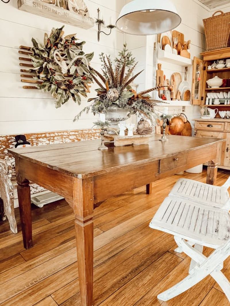 11 Antiques Rising In Value In Florida, And 9 That Are Declining - Decor Hint Rustic Farmhouse Tables