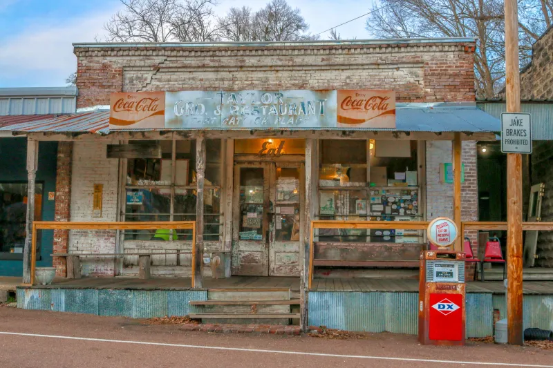 11 Mississippi Catfish Joints Locals Can't Stop Talking About - Decor Hint Taylor Grocery – Taylor