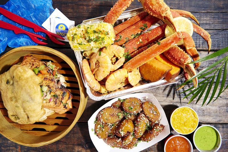 The Best Soul Food Restaurants In Harlem, New York - Decor Hint Lolo's Seafood Shack