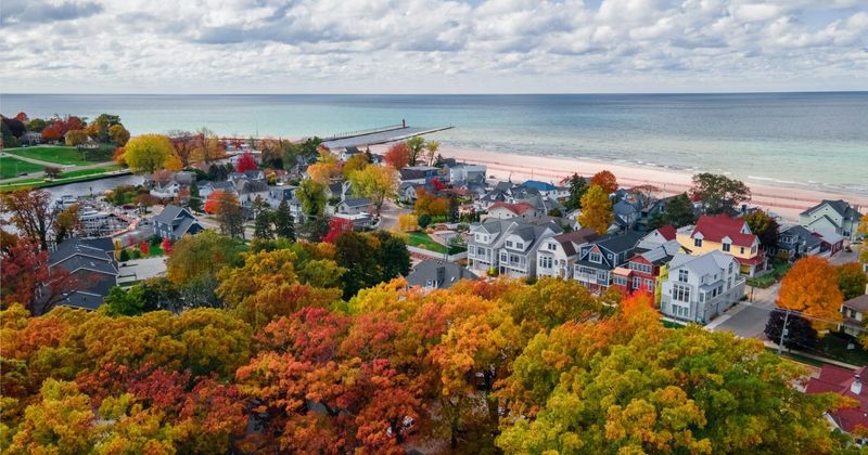 South Haven's Lighthouse Legacy