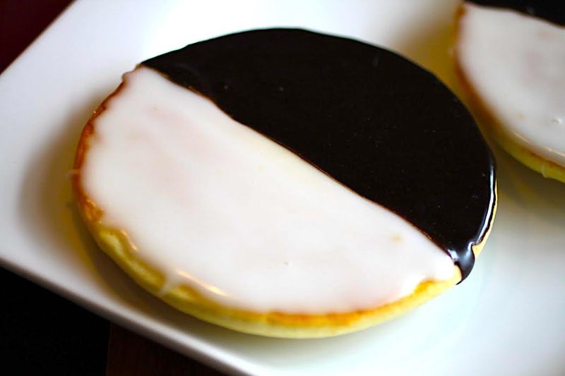New York Foods Locals Can't Live Without - Decor Hint Black and White Cookie