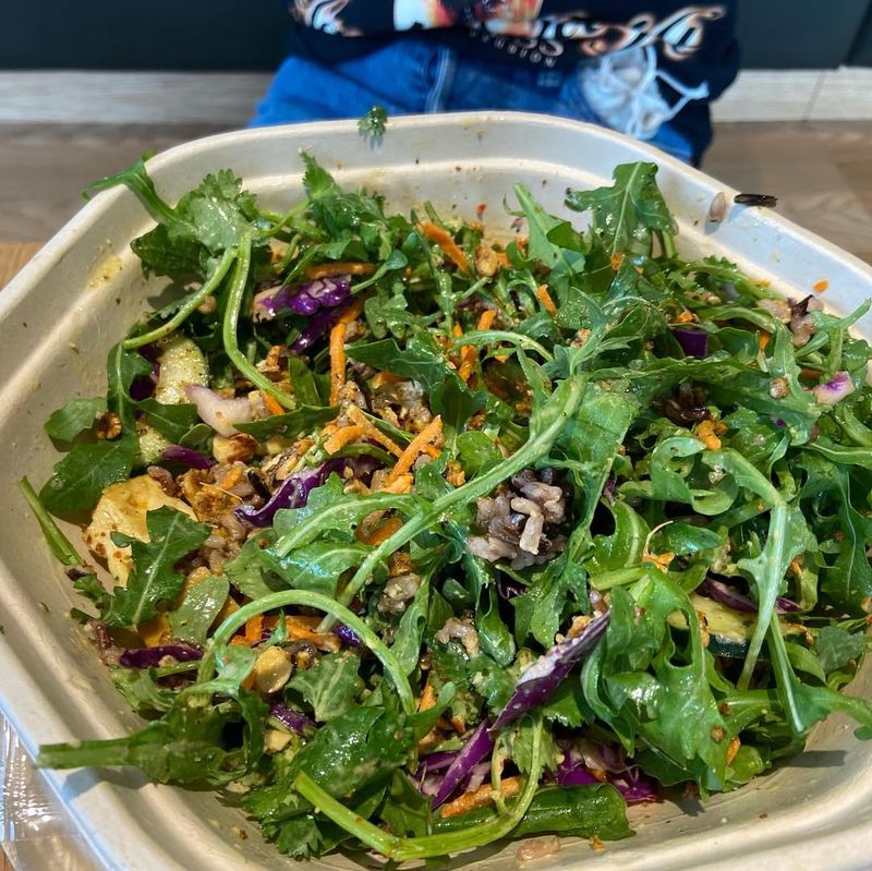 NYC Salads That Will Change The Way You Look At Greens - Decor Hint Super Green Salad, Sweetgreen