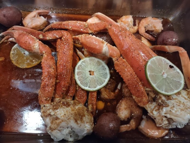 10 Underrated Seafood Joints In Indiana You'll Fall In Love With - Decor Hint The Juicy Seafood Restaurant & Bar, Indianapolis