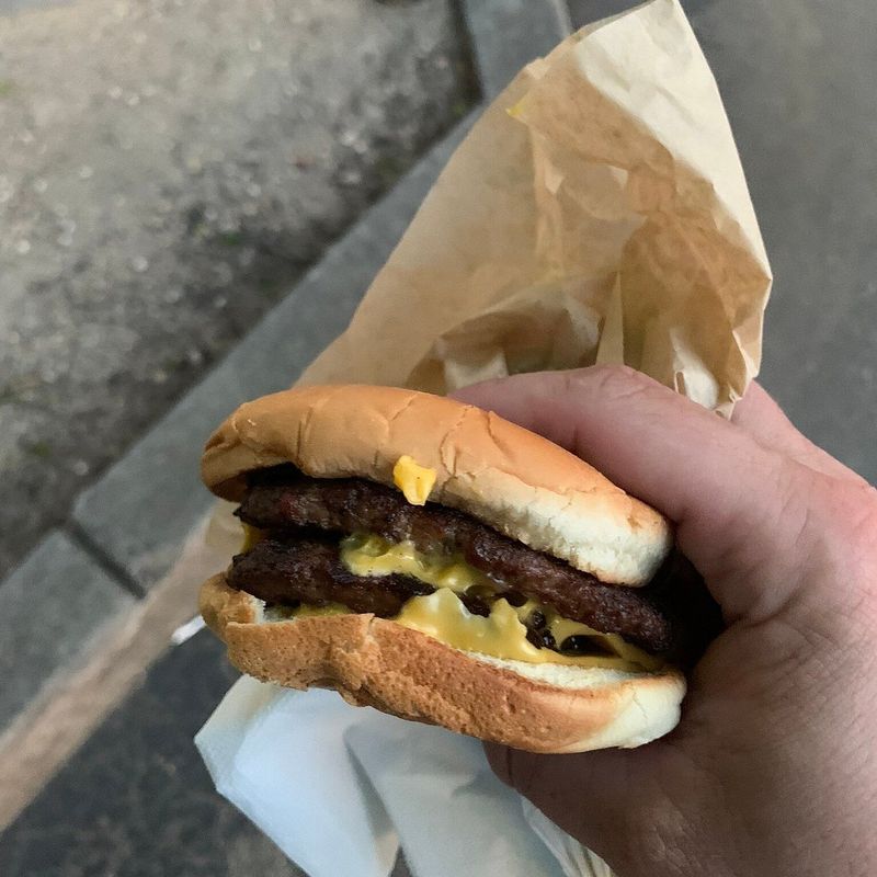 12 Must Try Burger Shacks In Raleigh That Locals Insist Are North Carolina's Finest - Decor Hint Char-Grill