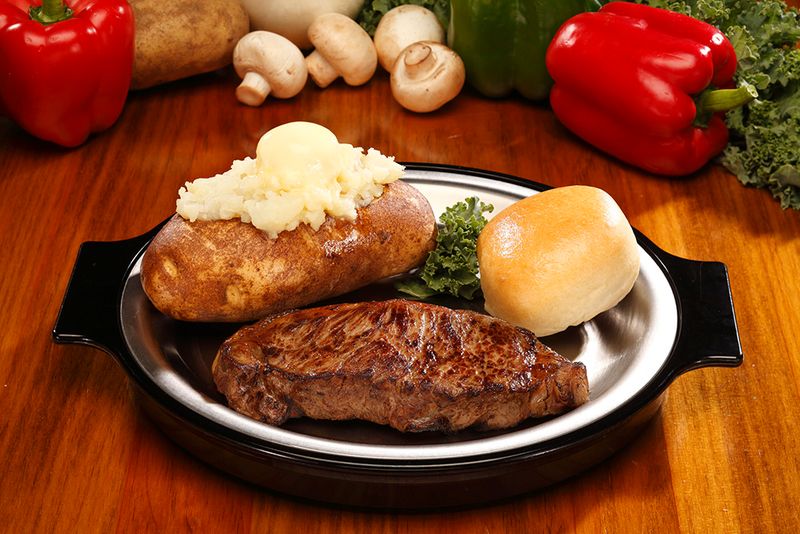 People Drive Across Georgia Just For These Buffet Favorites - Decor Hint Western Sizzlin's Ribeye Steak