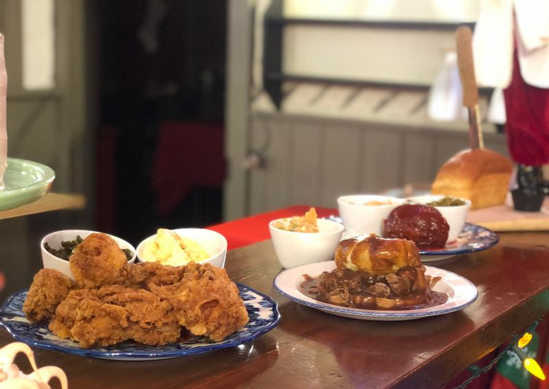 Kentucky Restaurants Serving Up Bottomless Flavor The Southern Way - Decor Hint The Whistle Stop