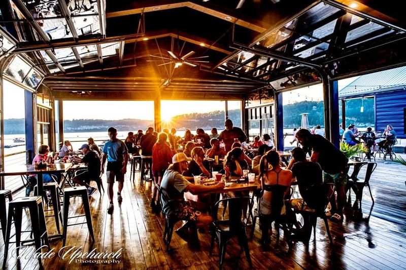 14 Must Try Kentucky Restaurants Where The Views Are As Good As The Food - Decor Hint Dock at Water's Edge Restaurant