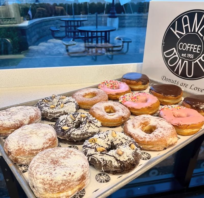 Massachusetts Bakeries Where People Line Up Before Sunrise - Decor Hint Kane's Donuts in Saugus