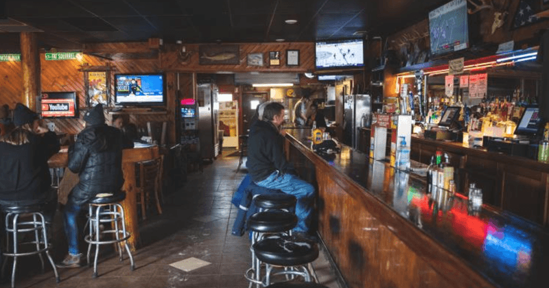Wisconsin Fish Fries Locals Say Are The Best In The Midwest - Decor Hint Ray's Bar in Green Bay