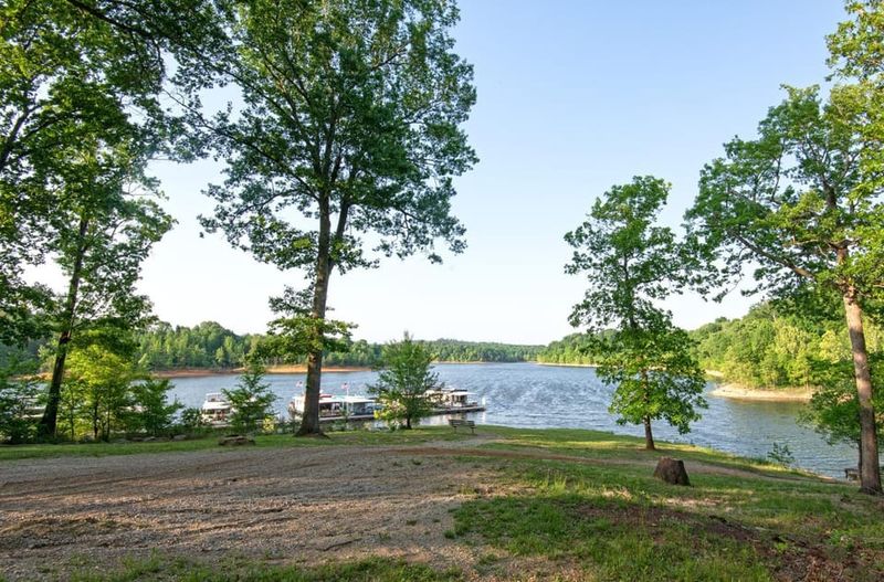 14 Must Try Kentucky Restaurants Where The Views Are As Good As The Food - Decor Hint Boathouse at Rough River Dam State Resort Park