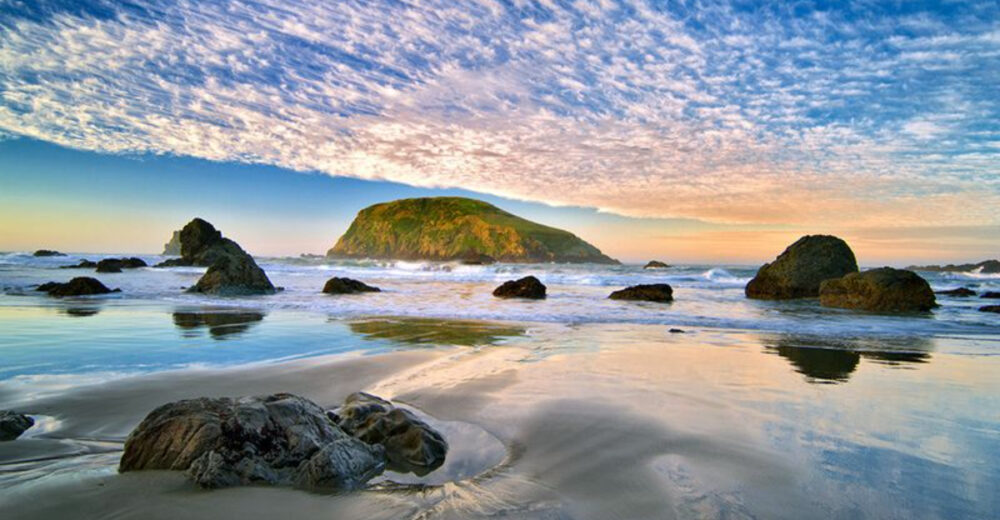 Coastal Beauty Awaits At This Must Visit Oregon State Park Beach - Decor Hint