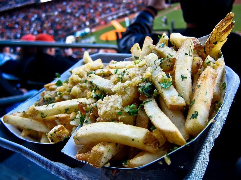 California Foods Everyone Should Try At Least Once - Decor Hint Garlic Fries