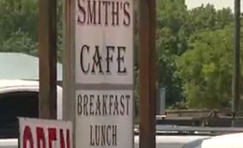 This Iconic North Carolina Diner Serves A Breakfast You’ll Never Forget - Decor Hint Rich History