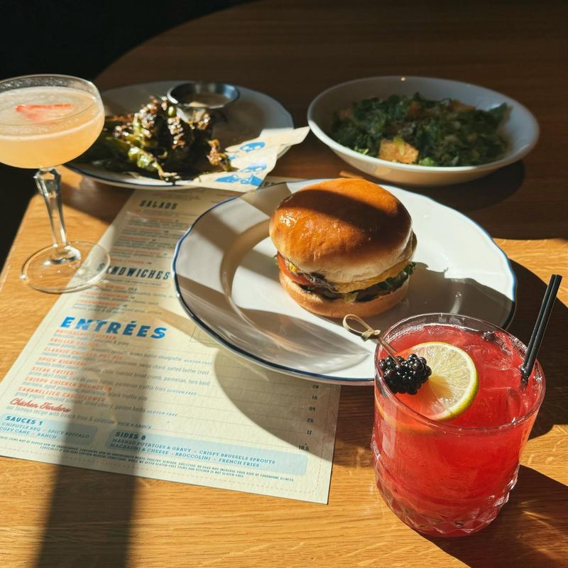 14 Reasons Dallas Tops The Charts As The World's Most Affordable Dining Destination - Decor Hint Thriving Happy Hour Culture