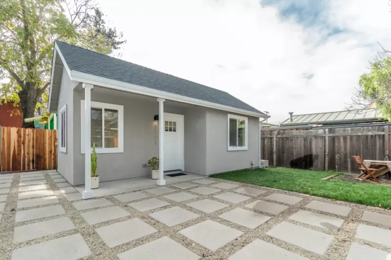 Streamlined Permitting for Accessory Dwelling Units
