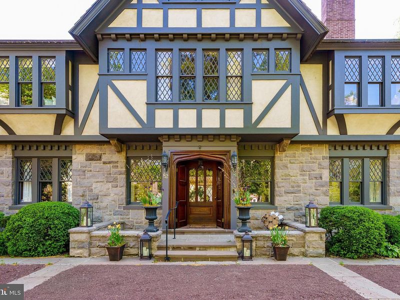 14 Home Styles In New Jersey That Just Don't Sell Anymore - Decor Hint Tudor Style Homes