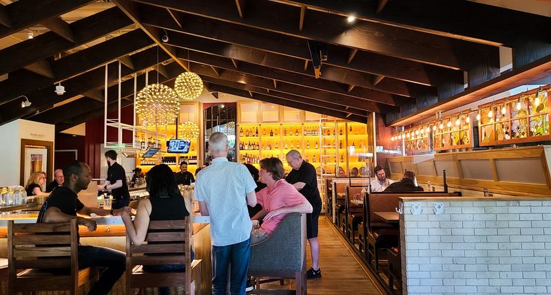 DC Date Night Spots That Make Every Dinner Feel Special - Decor Hint Founding Farmers