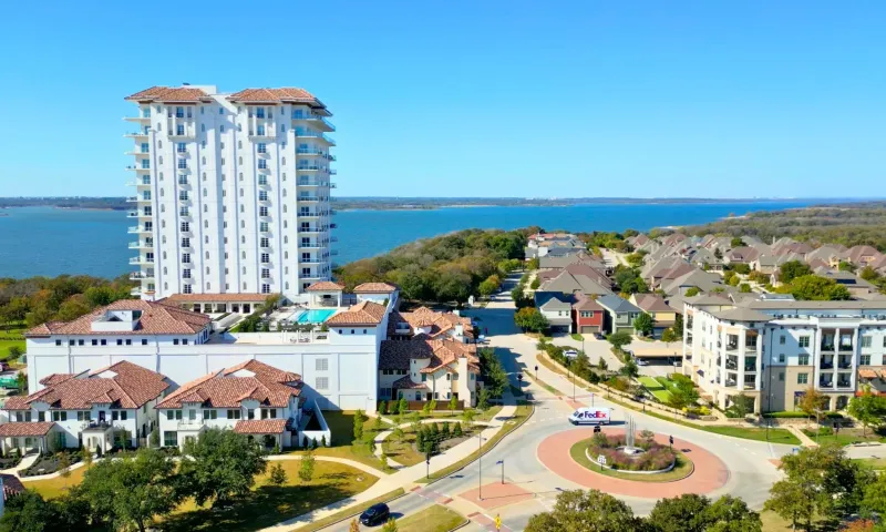 Flower Mound: Lakeside Beauty with Rolling Hills