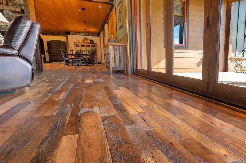Modern Floors, Modern Homes: LA's 2025 Flooring Favorites - Decor Hint Reclaimed Wood