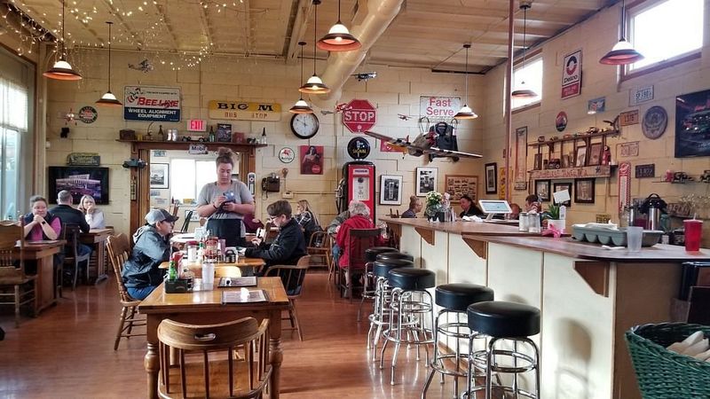 Oregon's Biggest, Boldest Pork Tenderloin Sandwiches - Decor Hint Pump Café, Springfield
