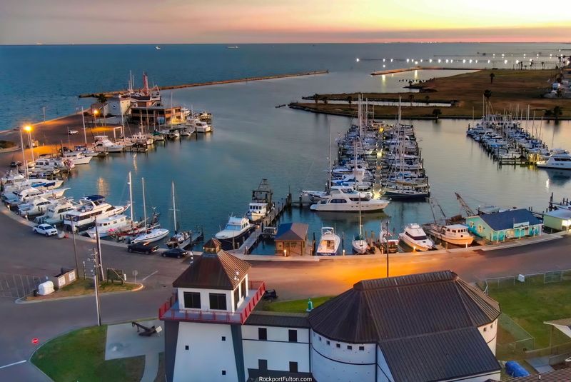 11 Texas Coastal Towns Overrun By Tourists, According To Locals - Decor Hint Rockport