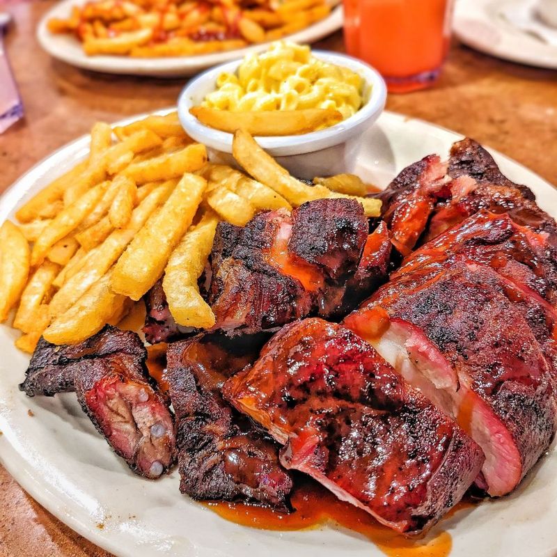 10 Best Barbecue Restaurants In Naperville, Illinois To Try - Decor Hint Hog Wild Pit Bar-B-Q