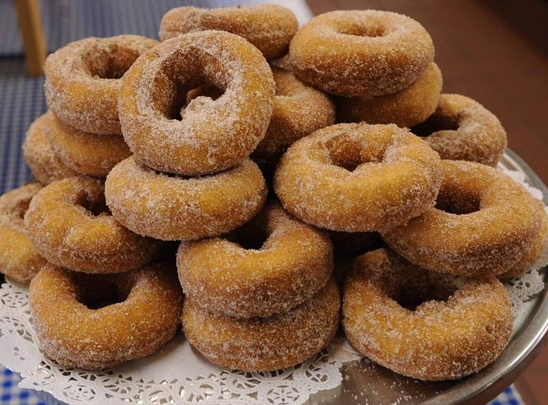 17 Illinois Cider Donut Stands That Make Every Bite Feel Like Autumn - Decor Hint Didier Farms - Lincolnshire